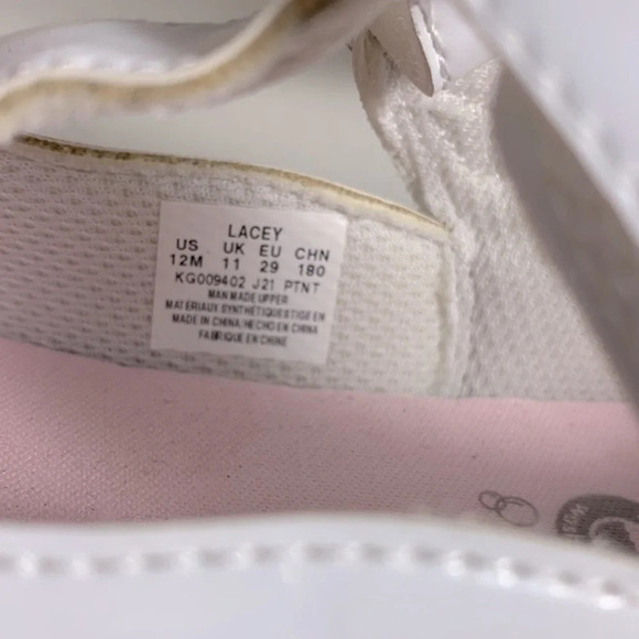 Stride rite size 12 Lacey white patent leather classic Mary Jane star pattern - Picture 5 of 8